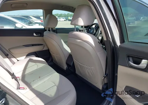 2016 Kia Optima Lx из США, поврежденный, VIN KNAGT4L39G5085594